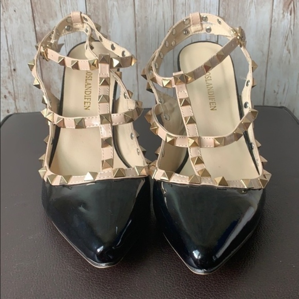 Loslandifen Studded Black Patent Leather Heels